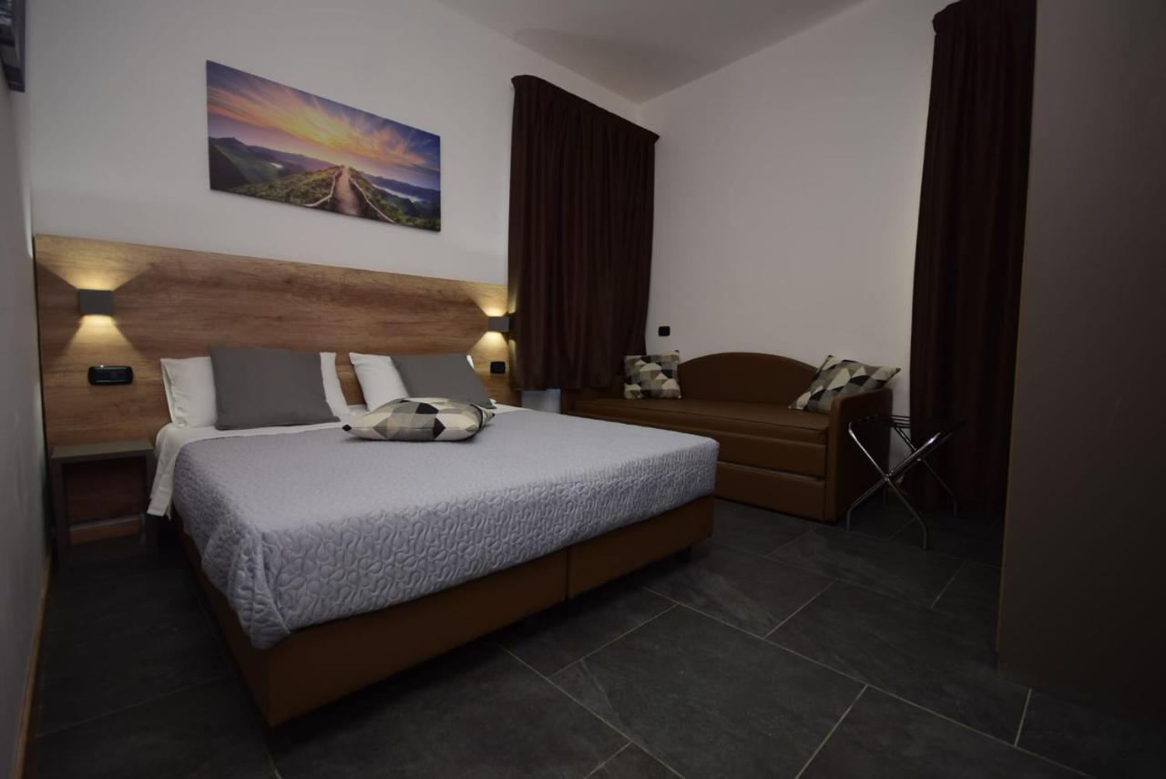 Hotel Crisvan Ρίμινι Εξωτερικό φωτογραφία