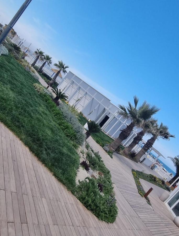 Hotel Crisvan Ρίμινι Εξωτερικό φωτογραφία