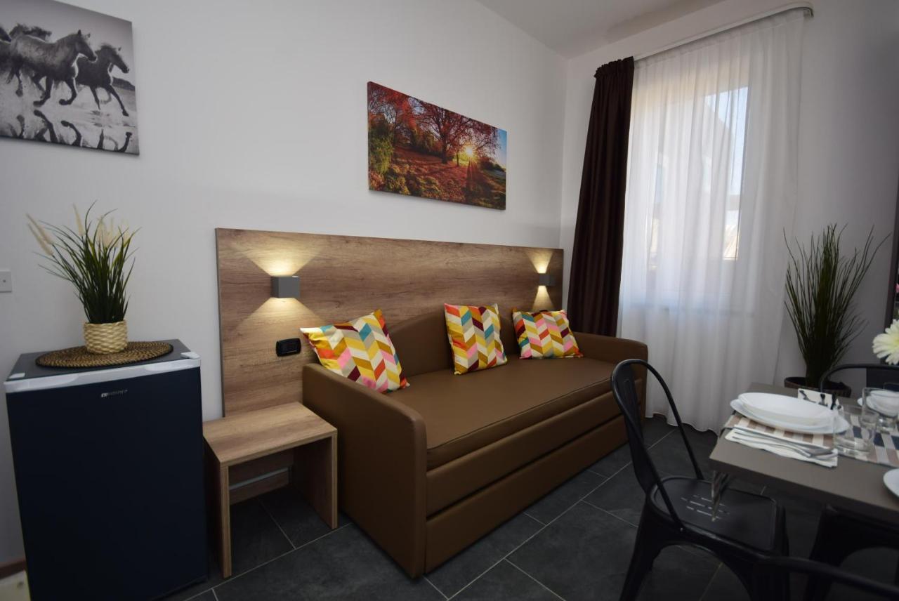 Hotel Crisvan Ρίμινι Εξωτερικό φωτογραφία