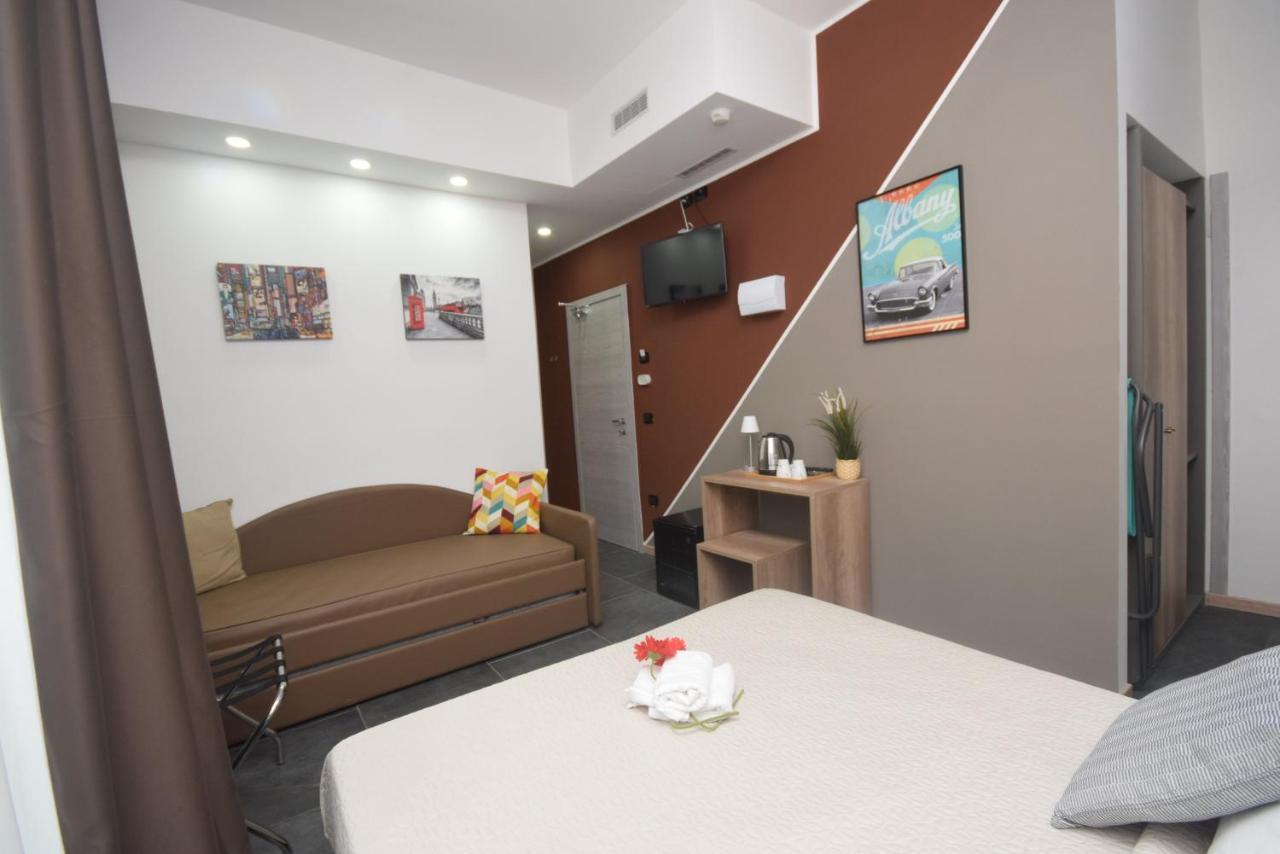 Hotel Crisvan Ρίμινι Εξωτερικό φωτογραφία