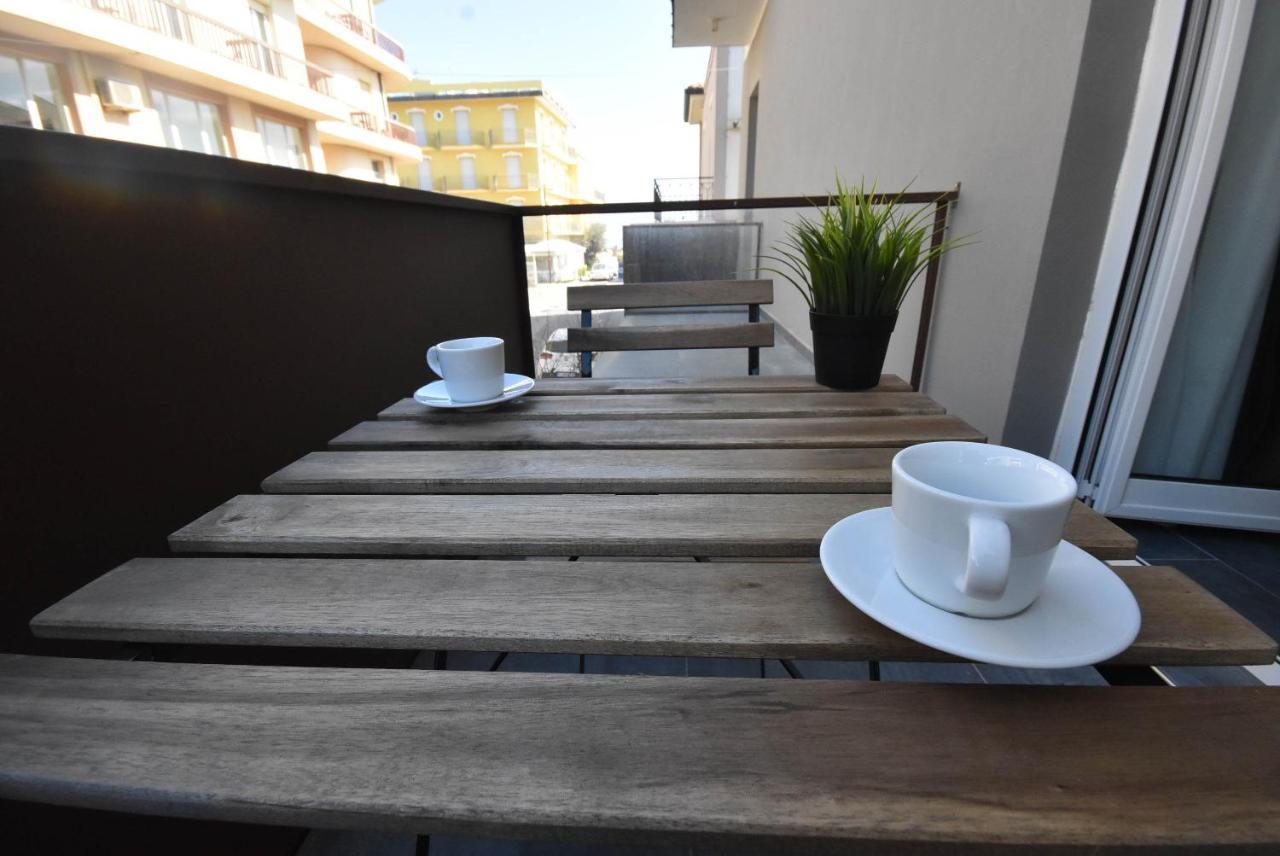 Hotel Crisvan Ρίμινι Εξωτερικό φωτογραφία
